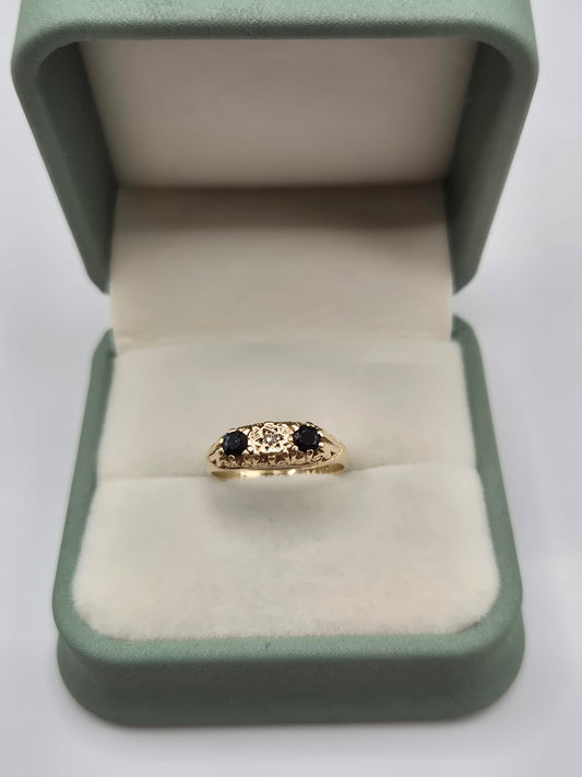 9ct gold sapphire and diamond ring