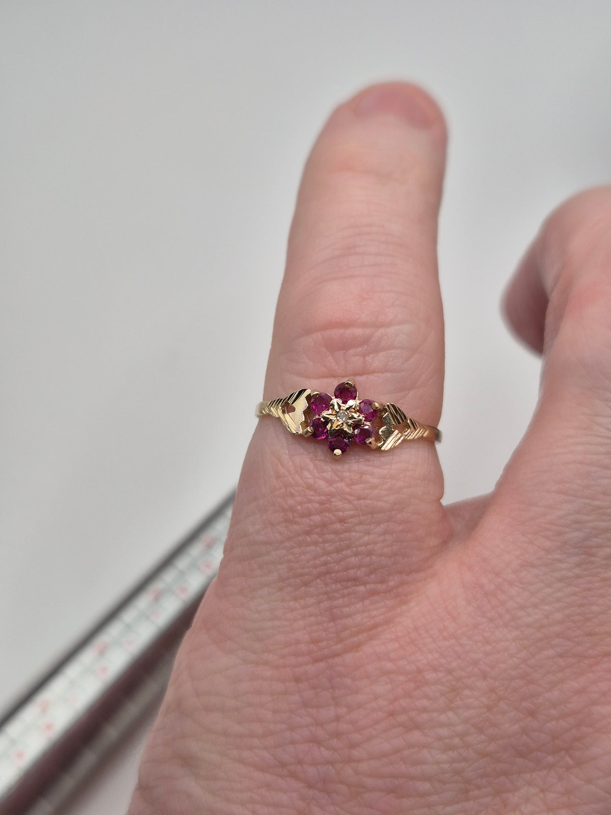 9ct gold ruby and diamond ring – GrangeJewellers