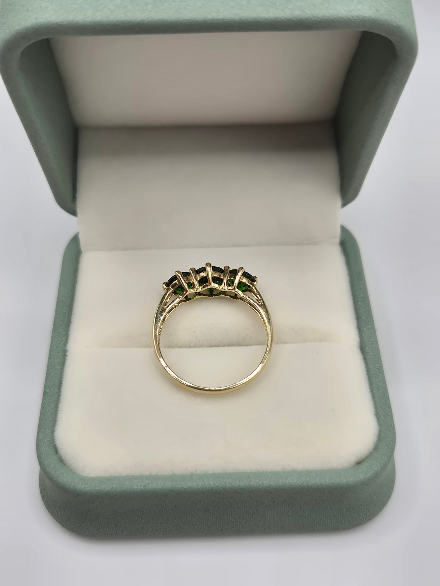 9ct gold diopside ring