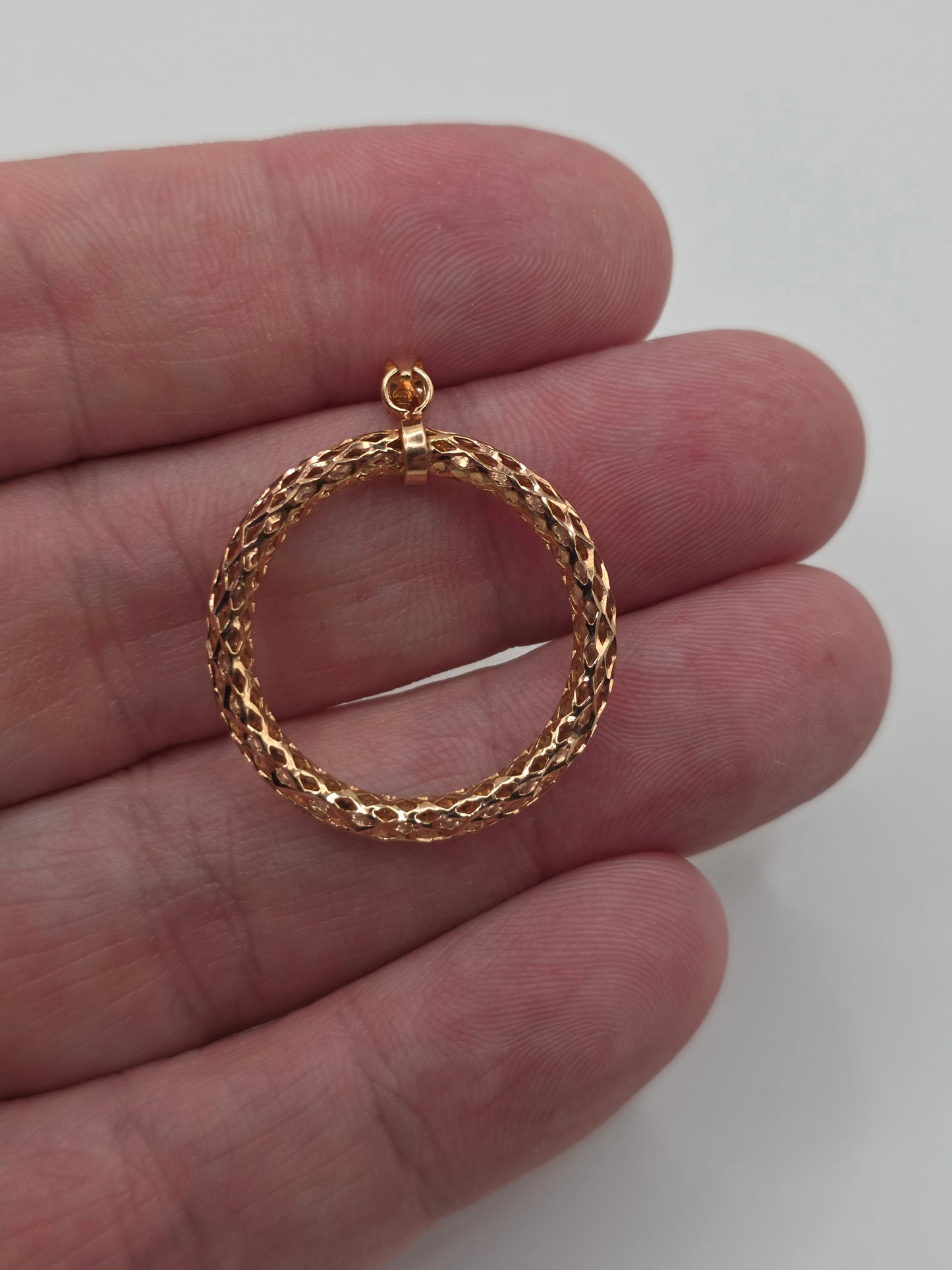 9ct rose gold pendant