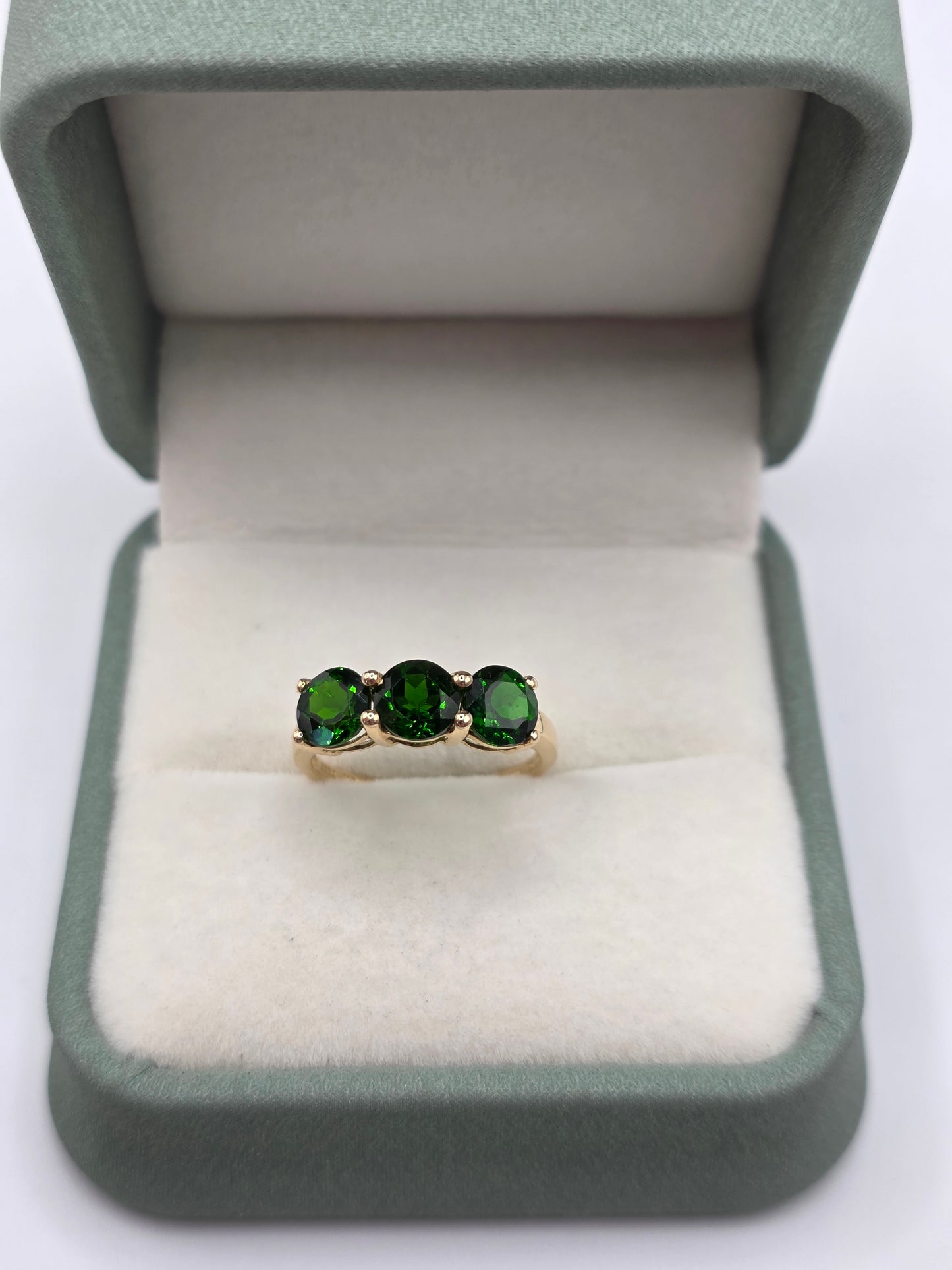 9ct gold diopside ring