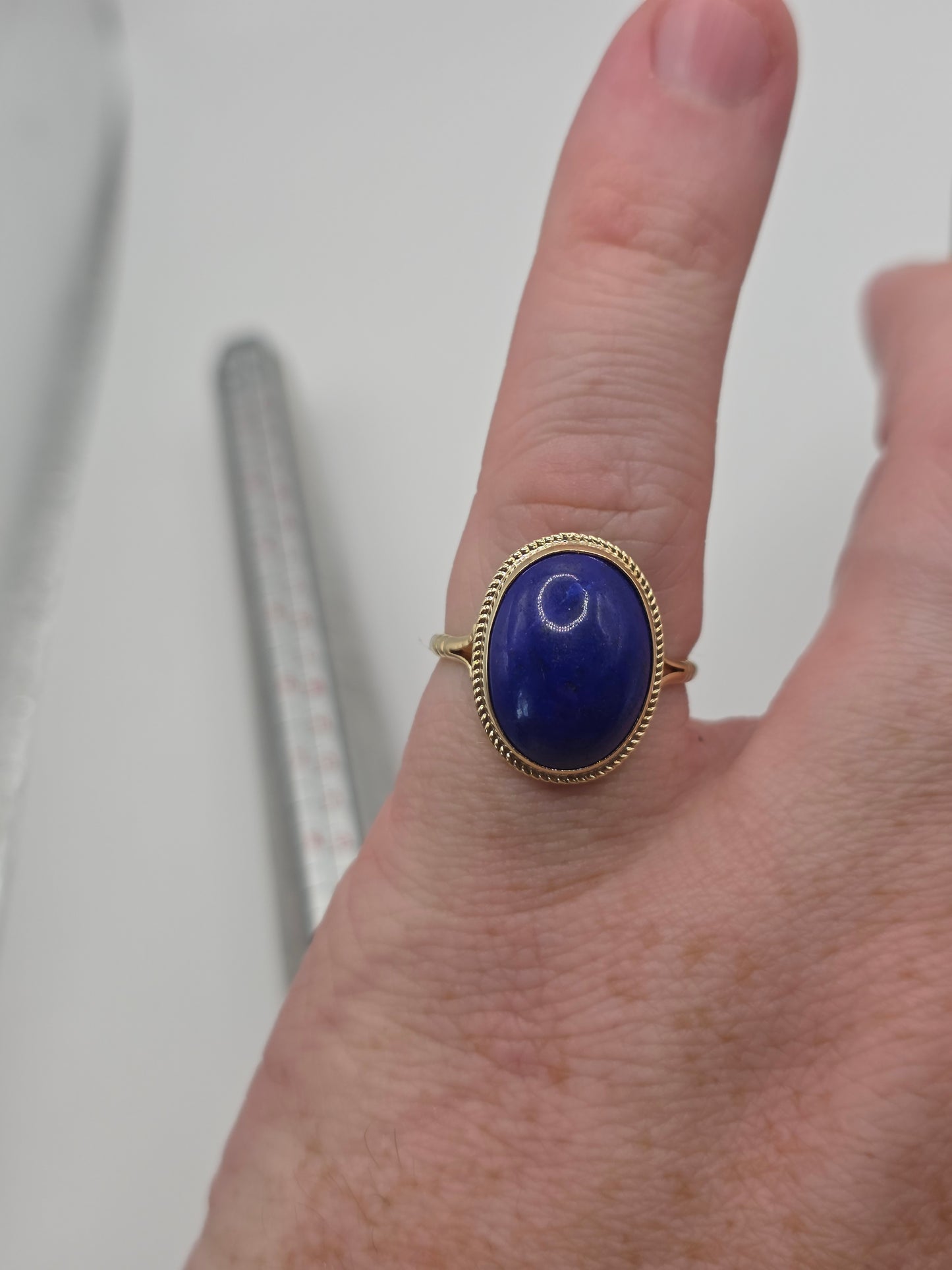 9ct gold lapis lazuli ring