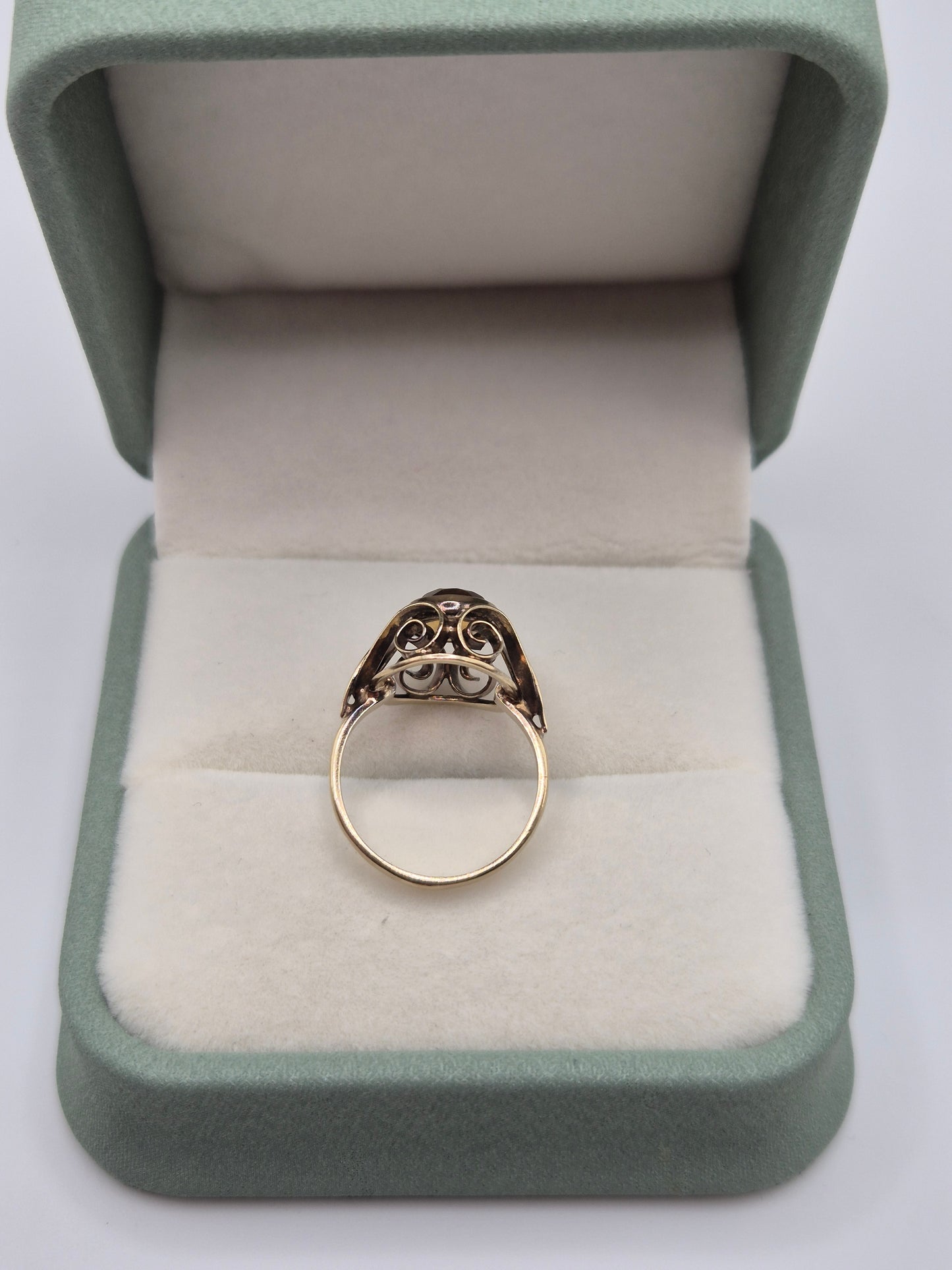 9ct gold citrine ring