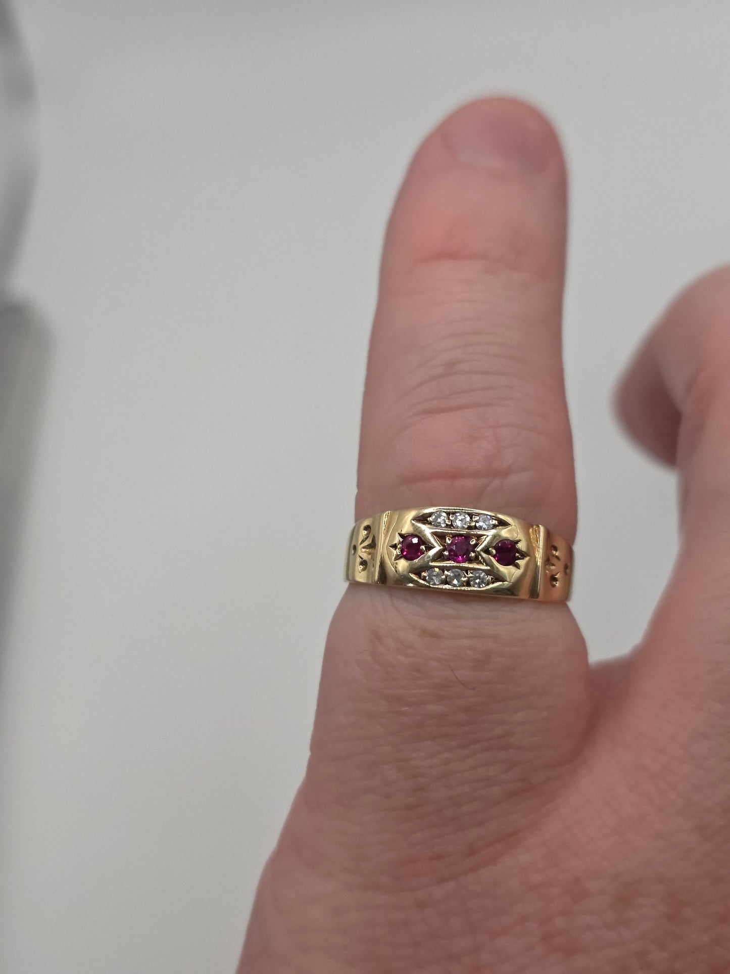 9ct gold ruby and diamond ring