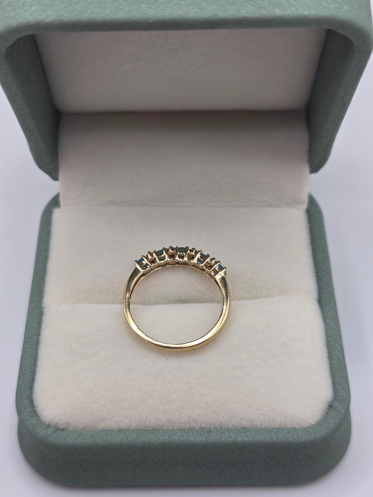 9ct gold blue apatite and diamond ring