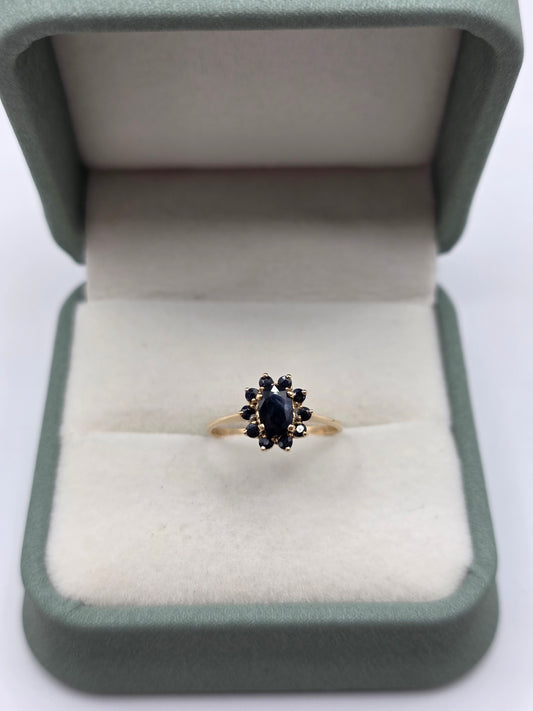 9ct gold sapphire ring