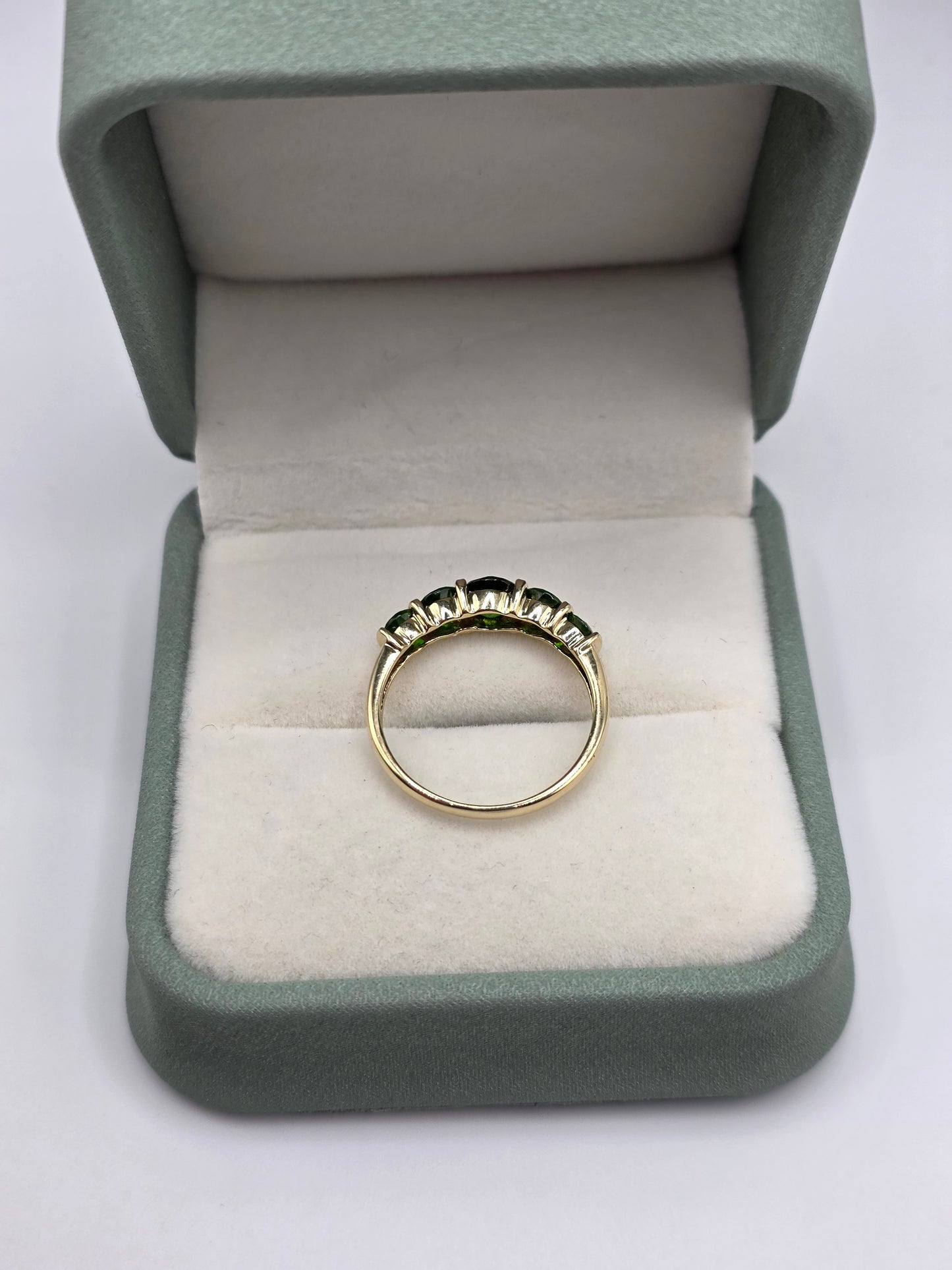 9ct gold diopside ring