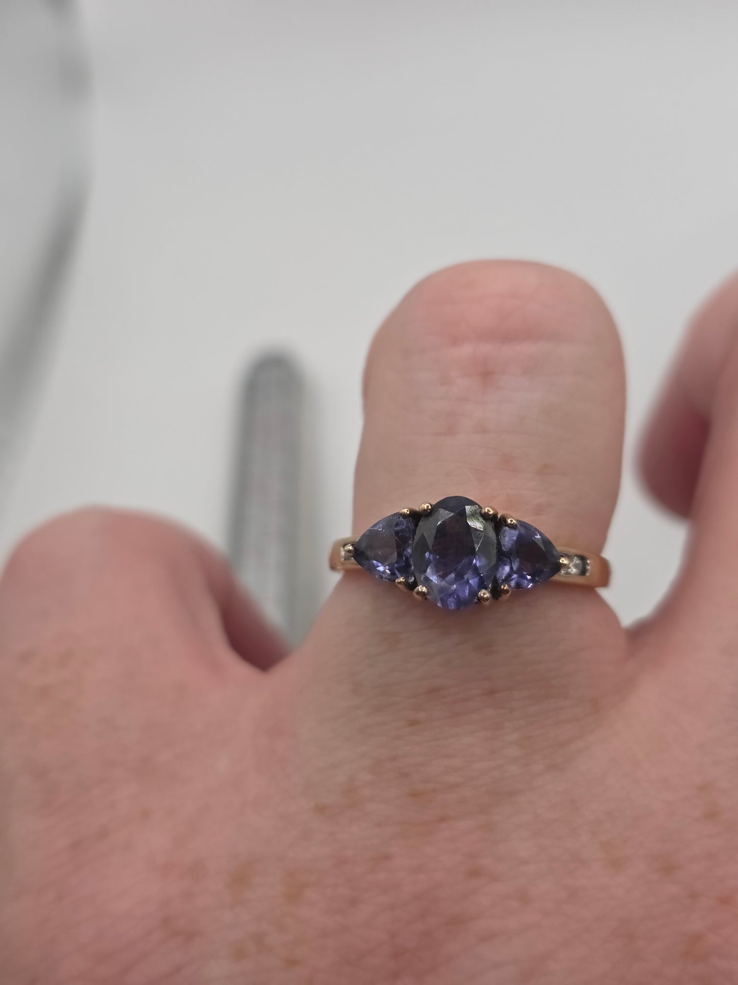 9ct gold iolite and zircon ring