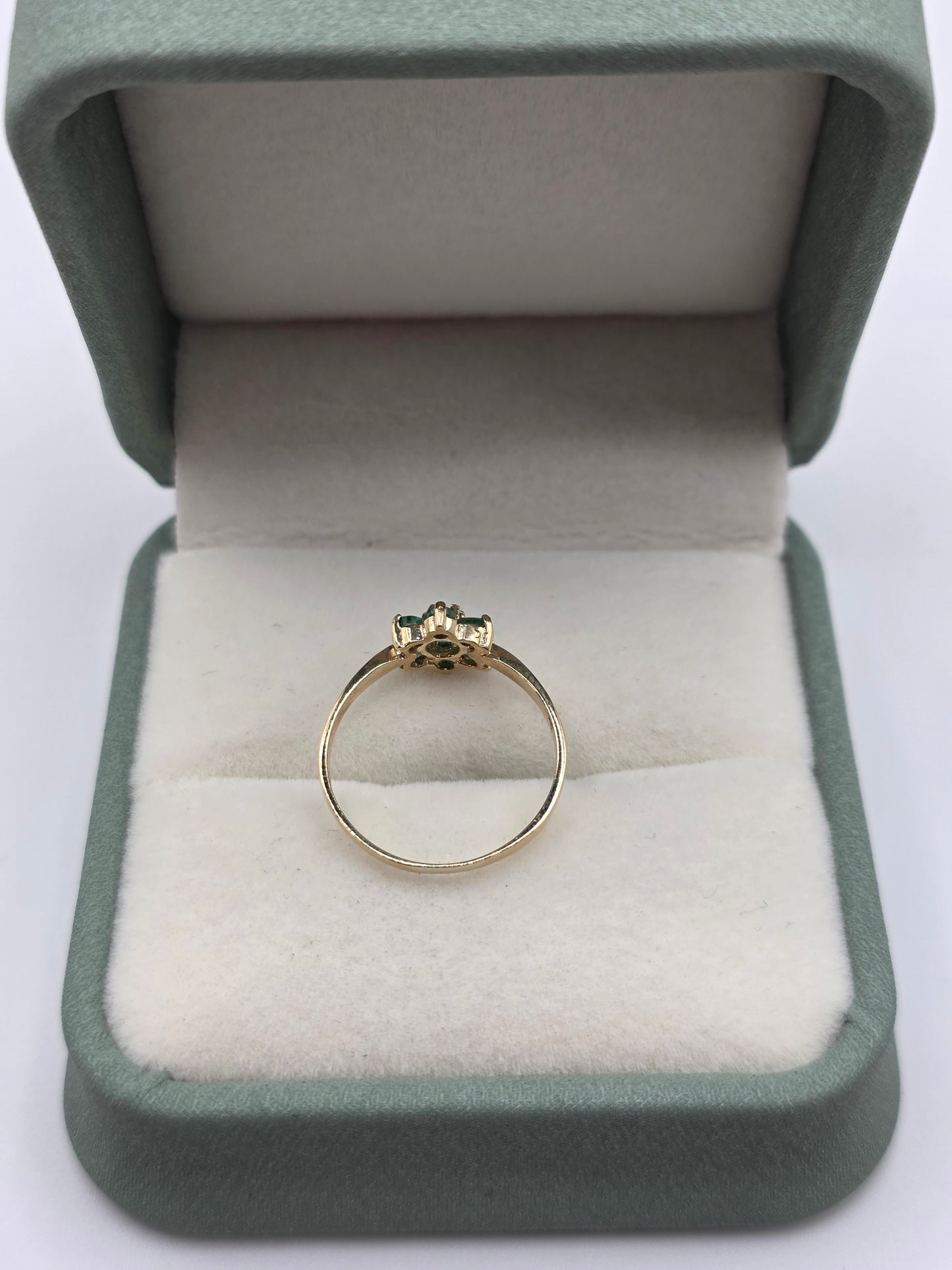 9ct gold emerald ring