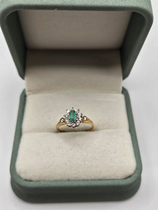 9ct gold emerald and cz ring