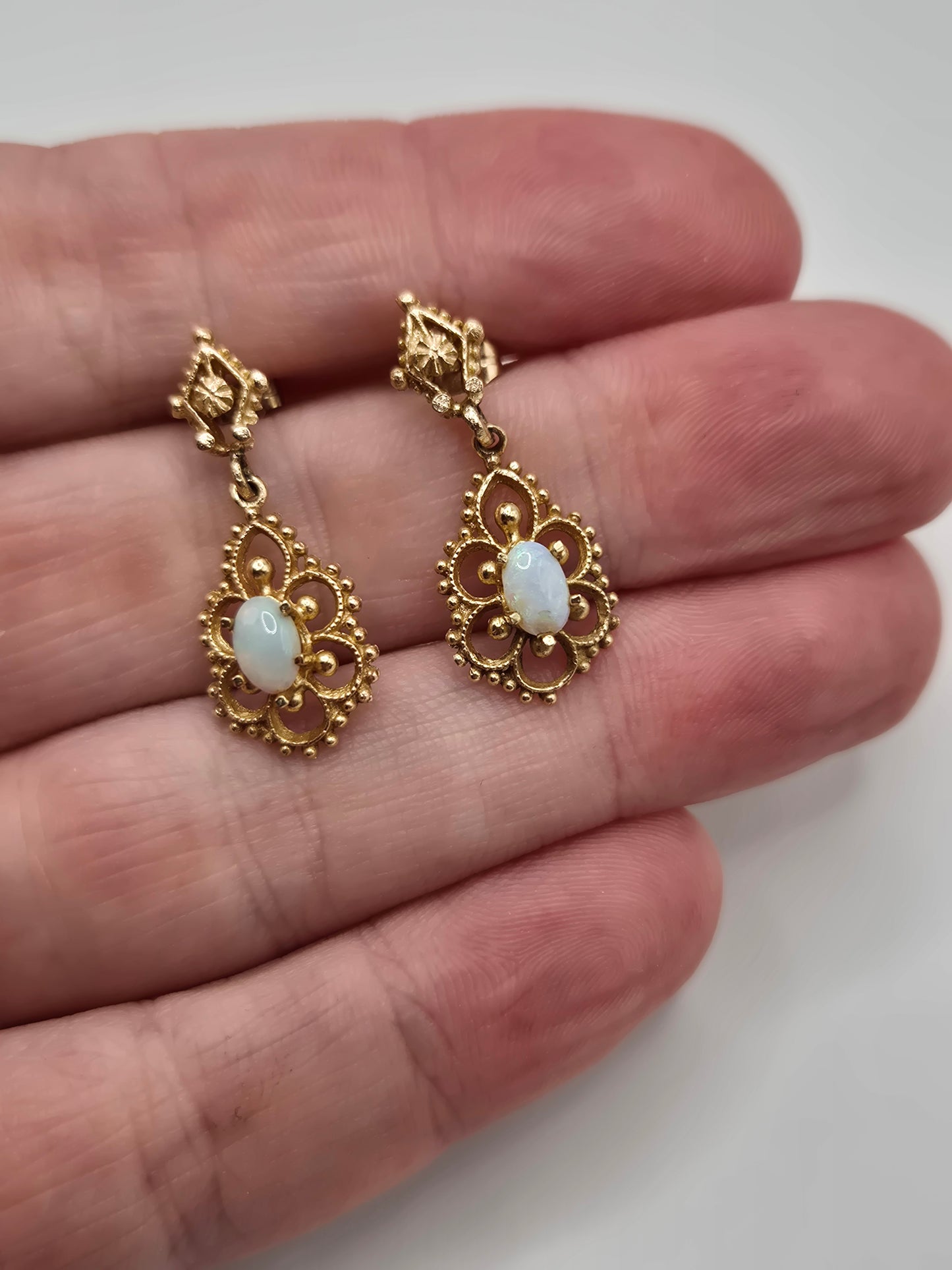 Heavy edwardian style 9ct gold opal earrings