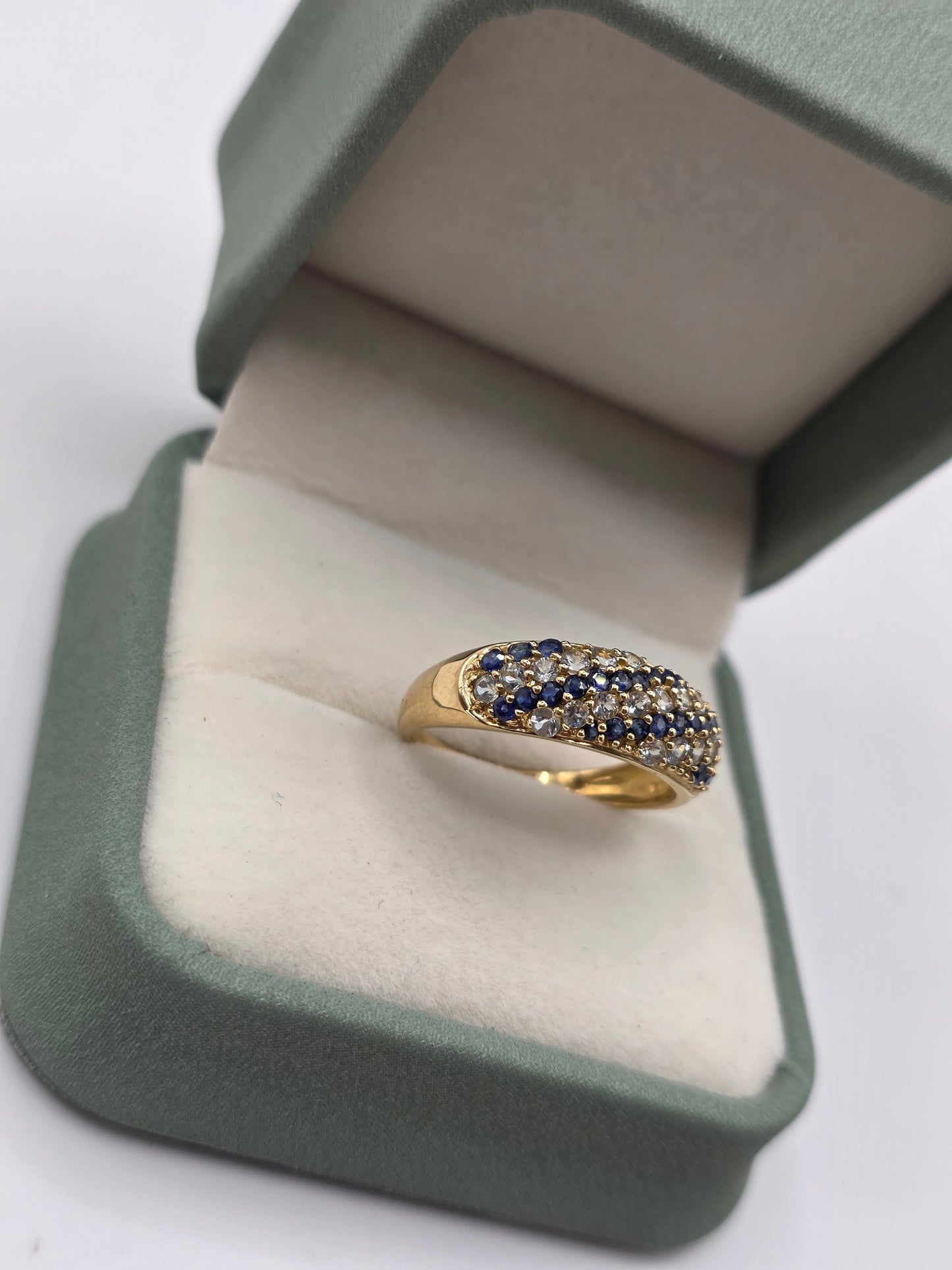 9ct gold sapphire and cz ring