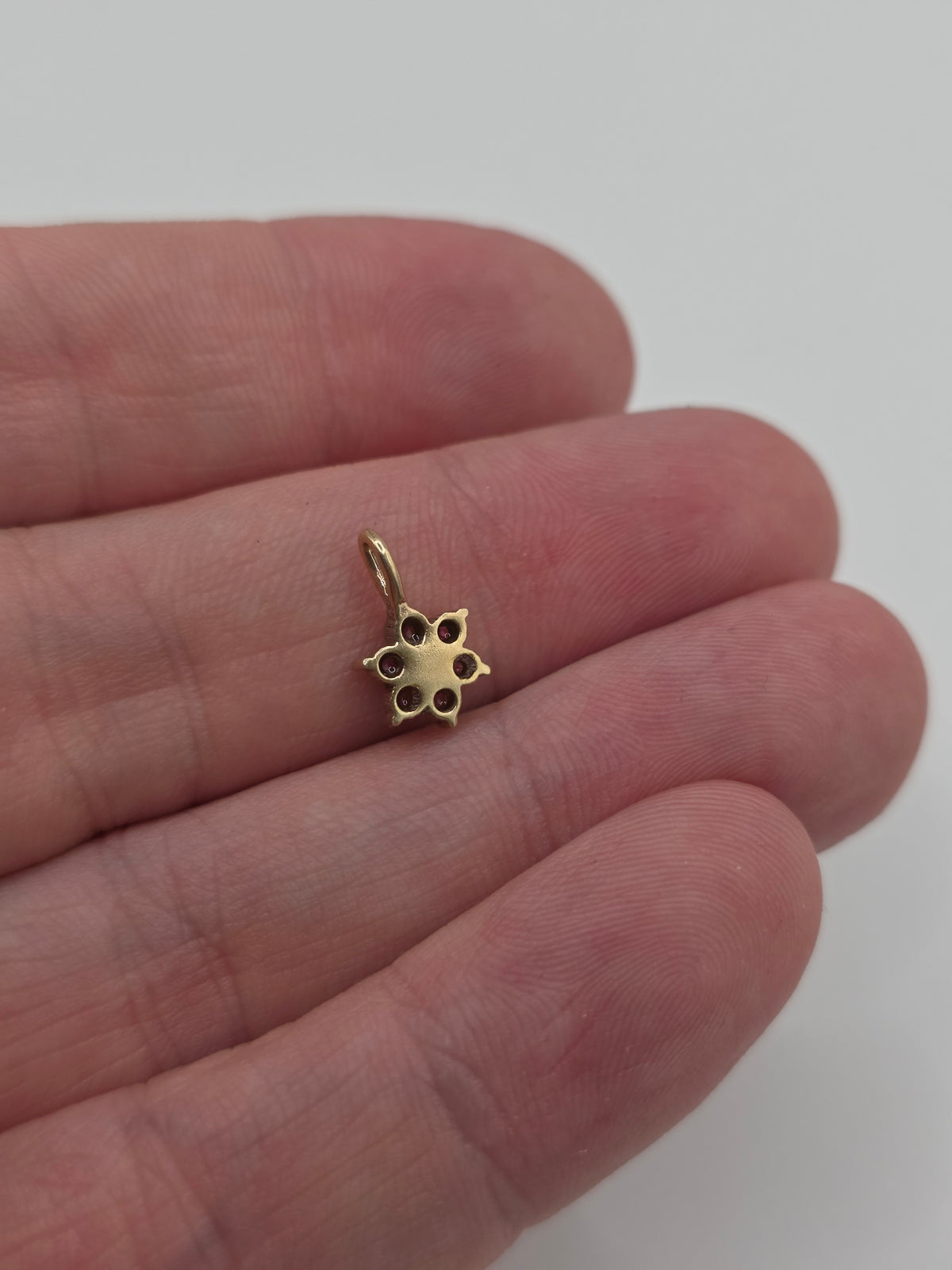 9ct gold ruby and diamond pendant