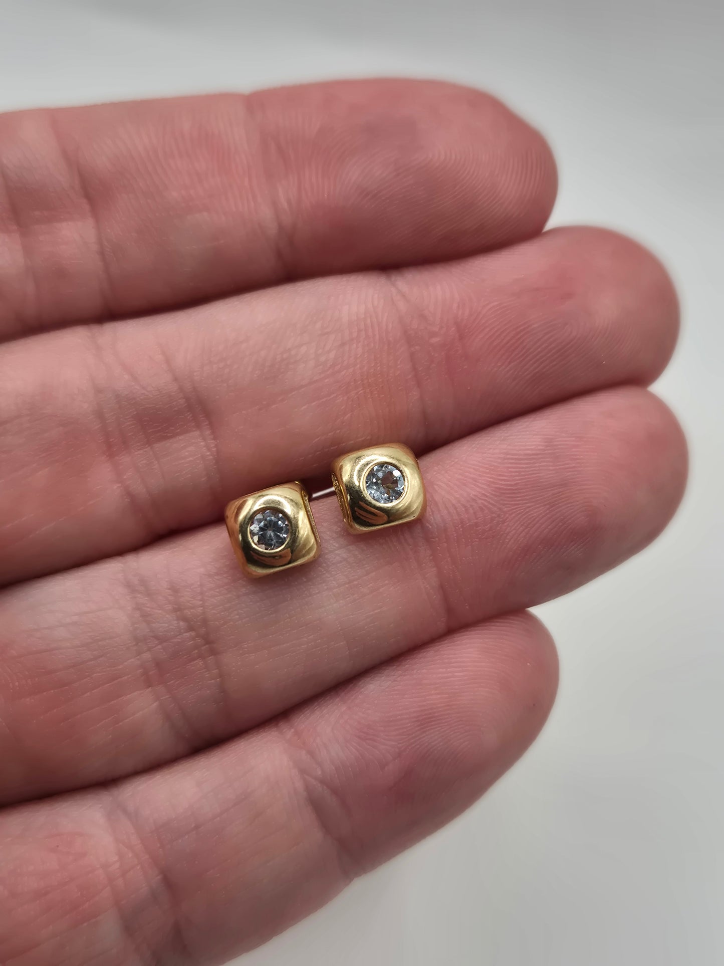9ct gold topaz earrings