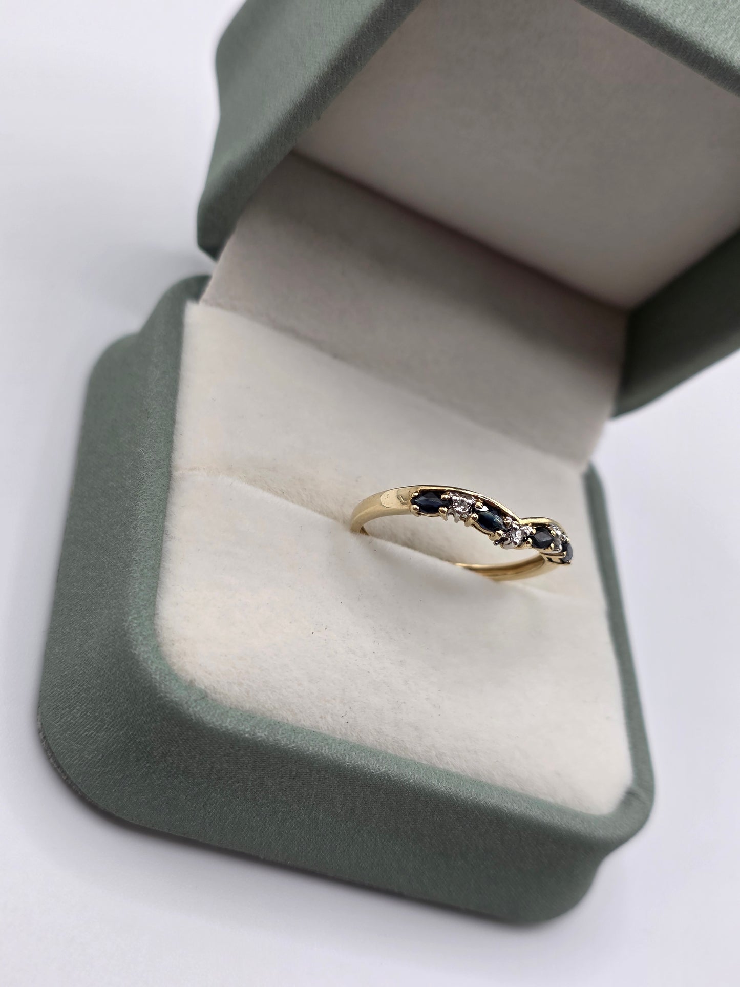 9ct gold sapphire and diamond wishbone ring