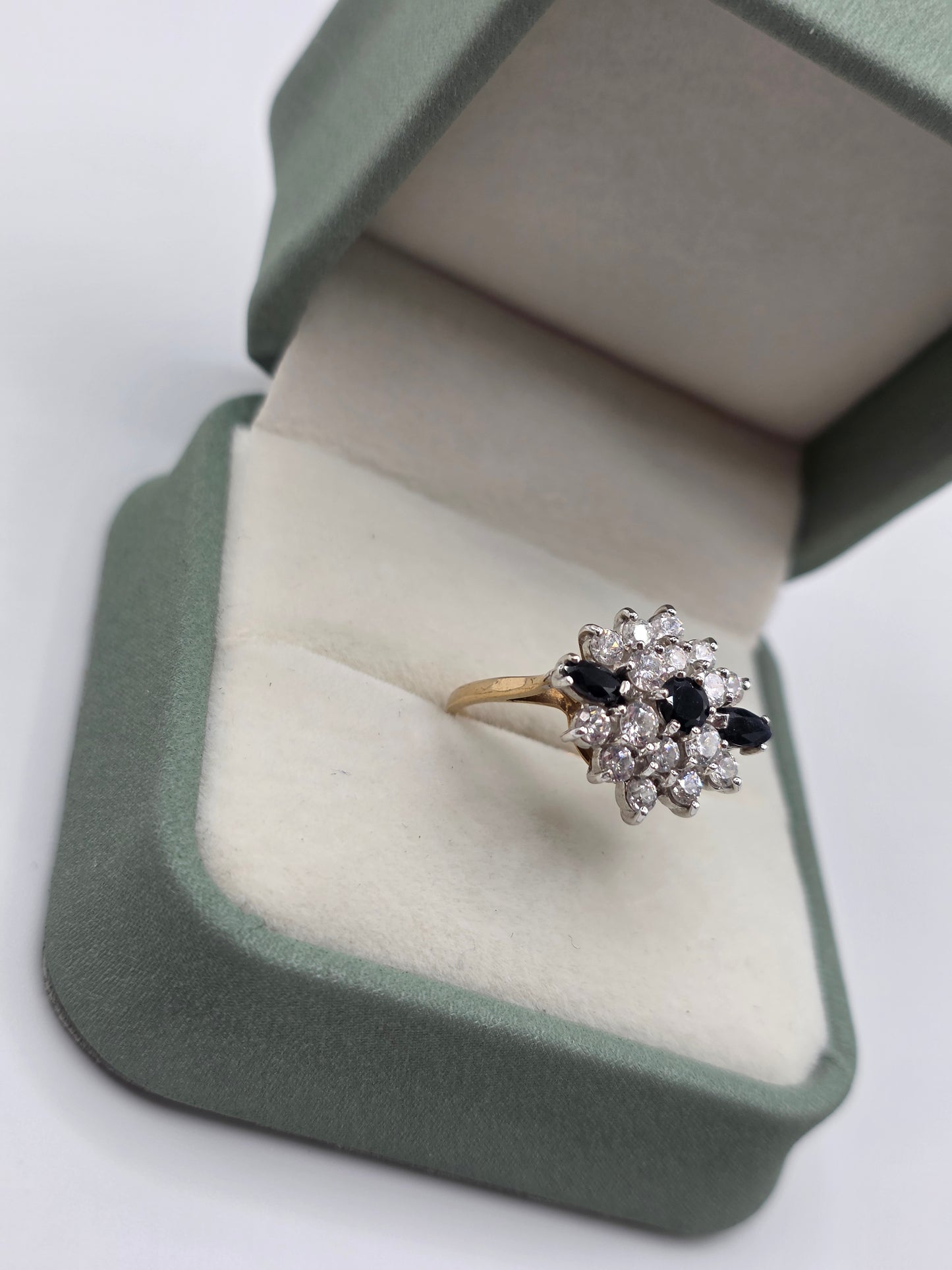 9ct gold sapphire and cz ring