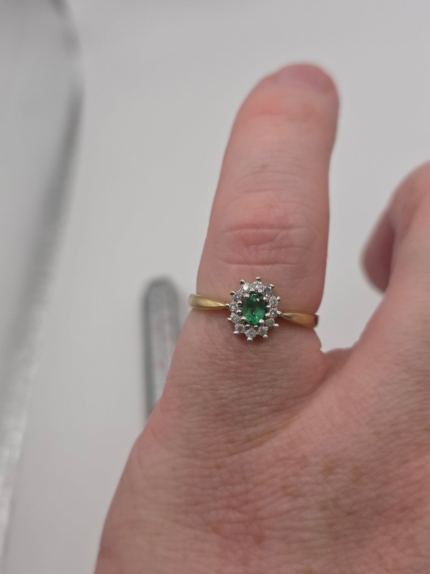 9ct gold emerald and diamond ring