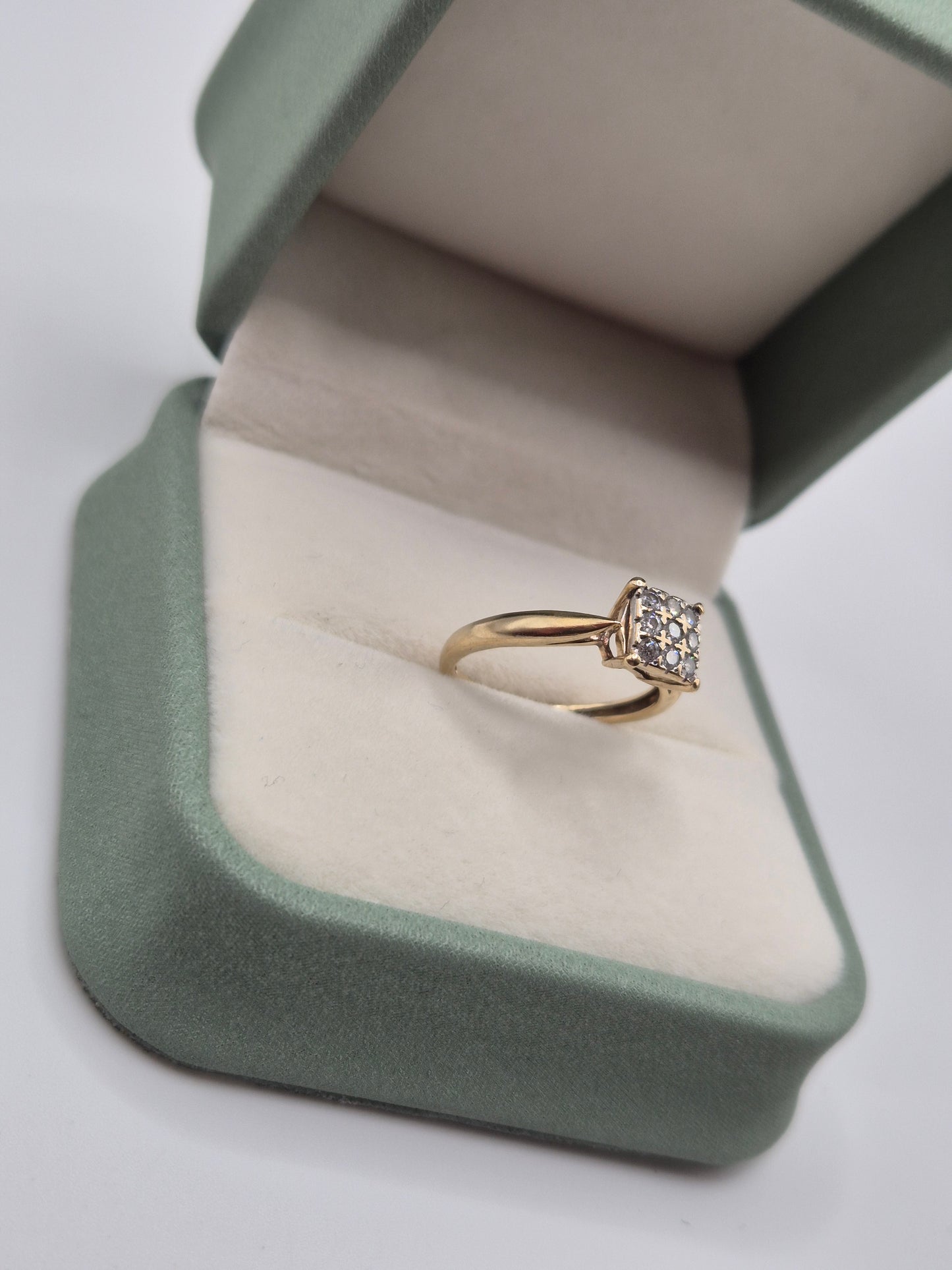 9ct gold diamond signet ring