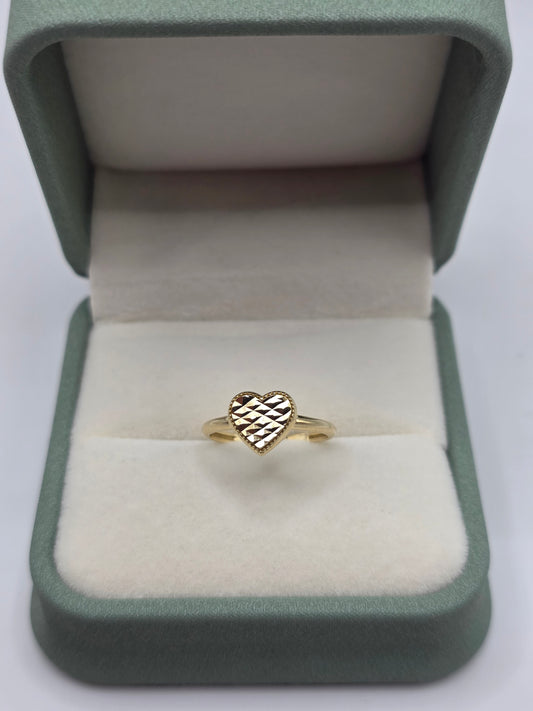 9ct gold heart signet ring