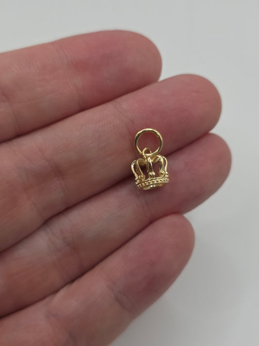 9ct gold crown charm