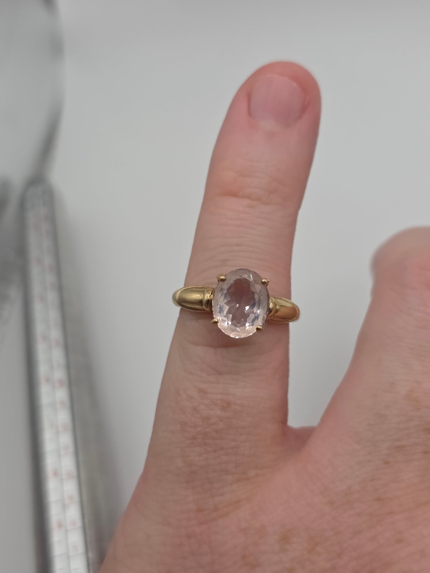 9ct gold morganite ring