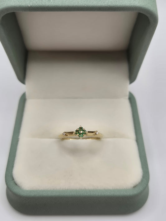 9ct gold emerald and diamond ring