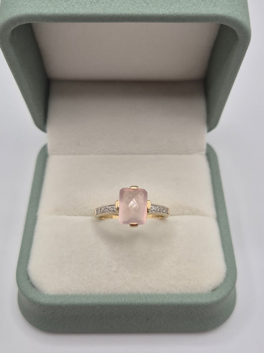 9ct gold rose quartz and diamond ring