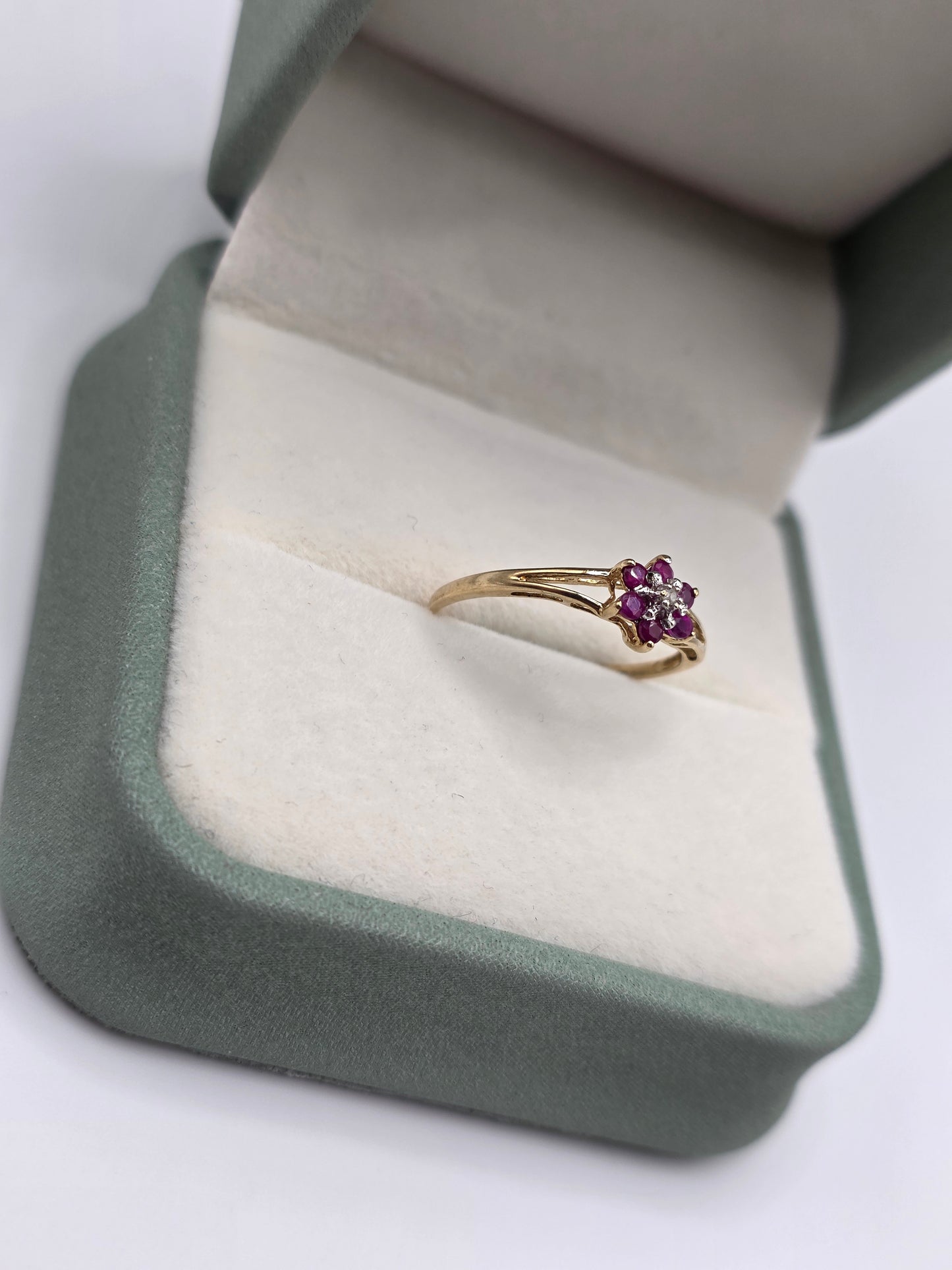 9ct gold ruby and diamond ring