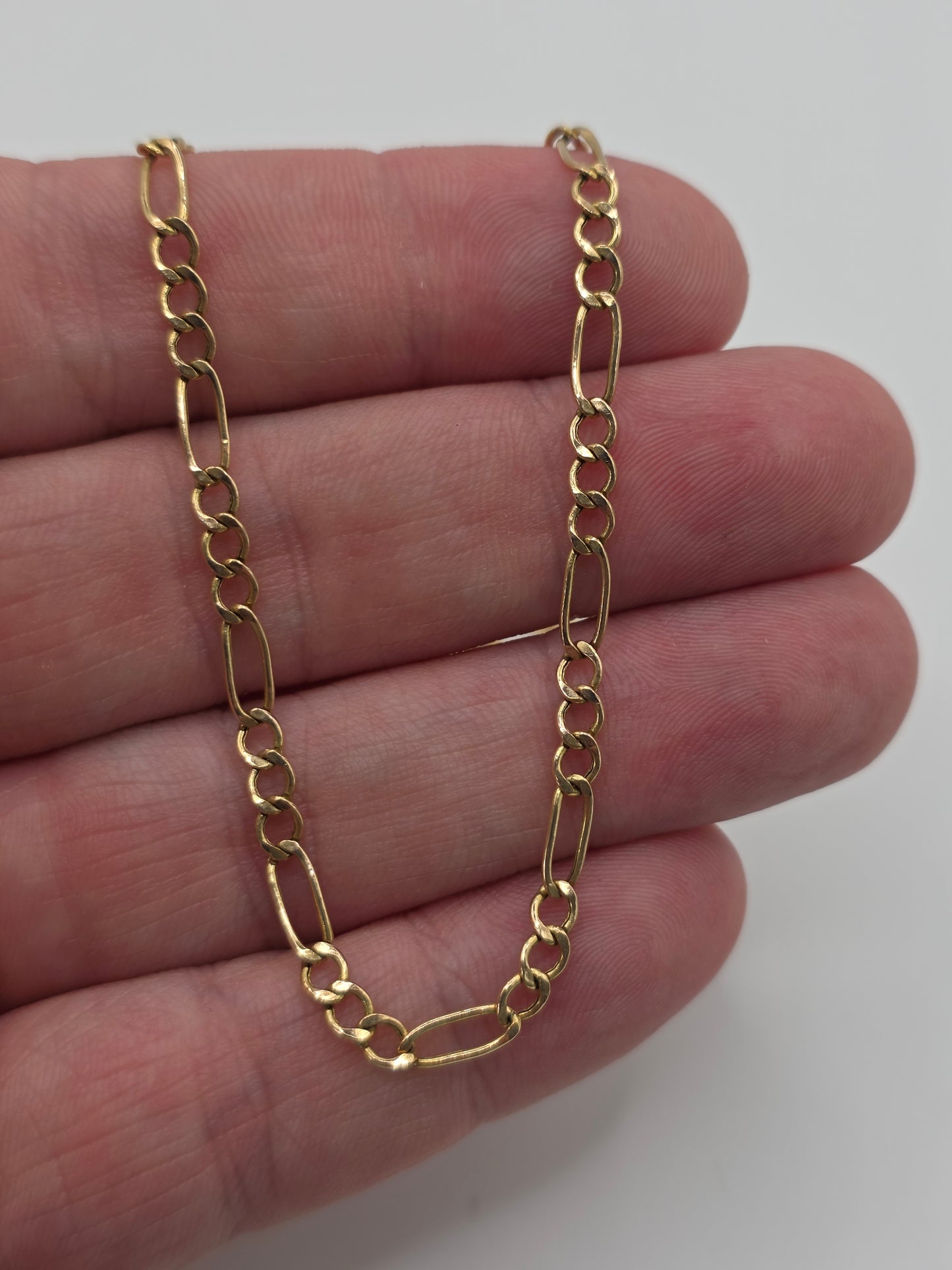 9ct gold figaro chain (50)