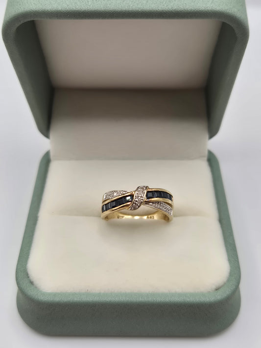 9ct gold sapphire and diamond ring