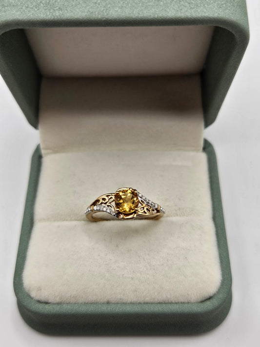 9ct gold citrine and diamond ring