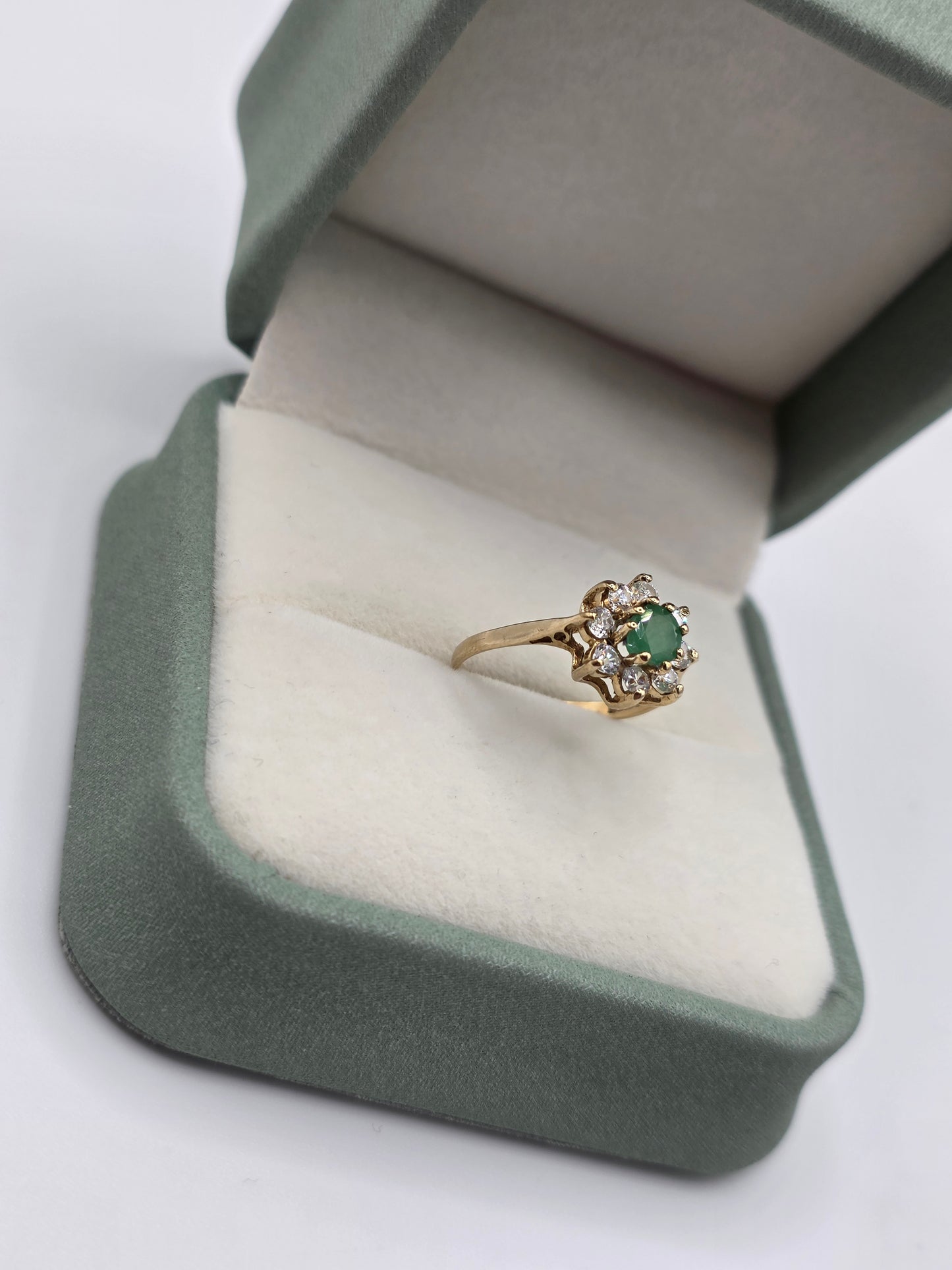 9ct gold emerald and cz ring