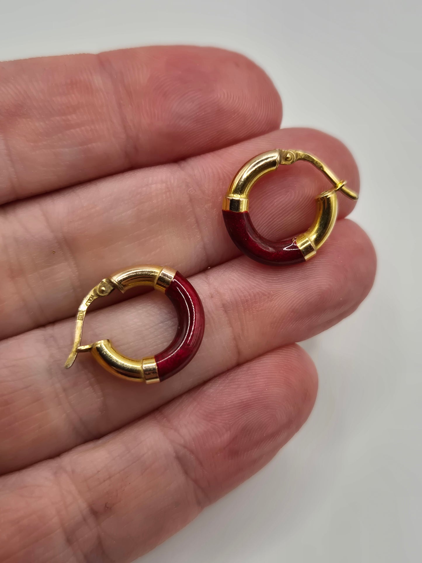 9ct gold enamelled earrings