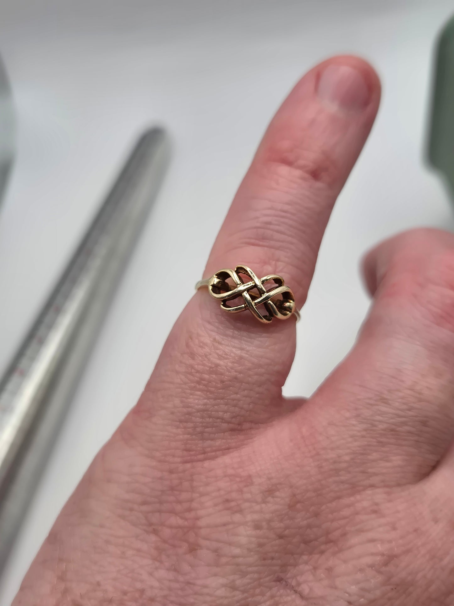 9ct gold ring