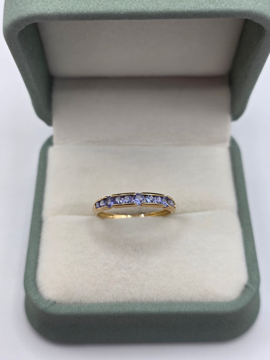 9ct gold tanzanite ring