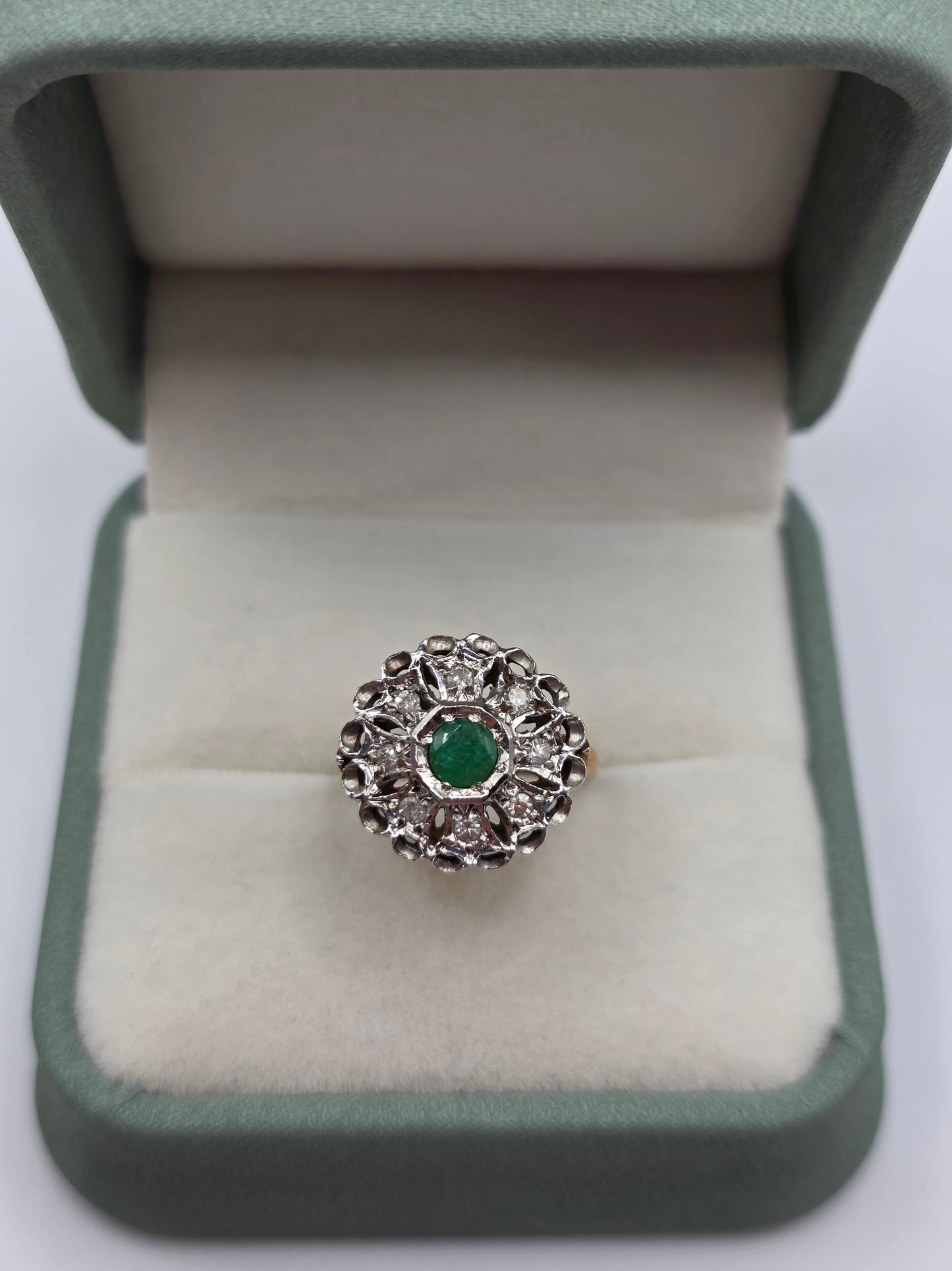 Vintage 9ct gold emerald and diamond ring