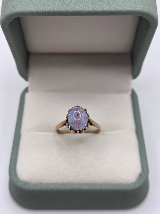 9ct gold opal triplet ring