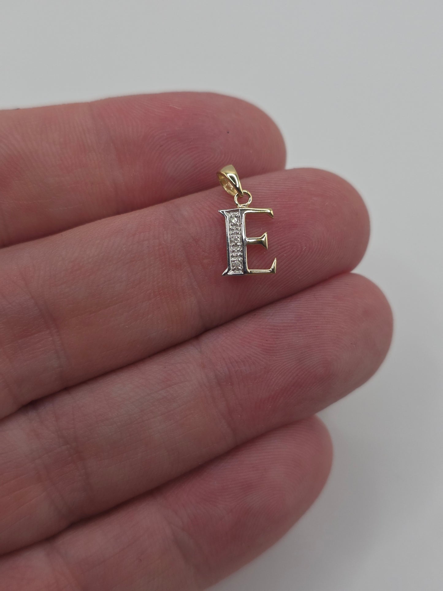 9ct gold diamond initial E pendant