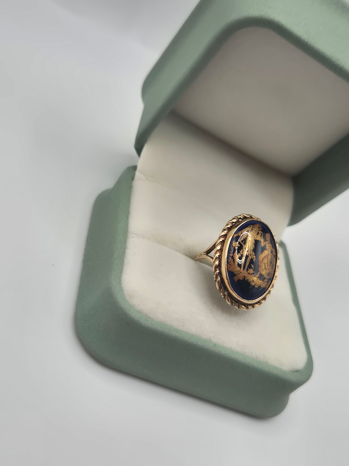 Vintage 9ct gold limoges ring