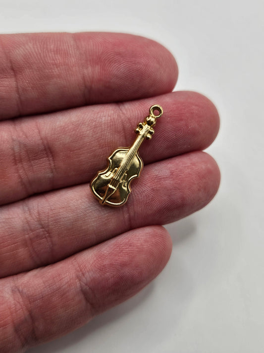 9ct gold violin charm