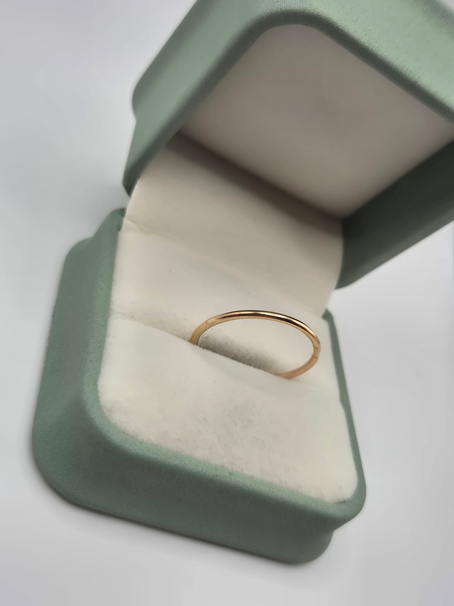 9ct gold stacking band ring