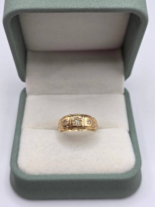 18ct gold diamond gypsy ring