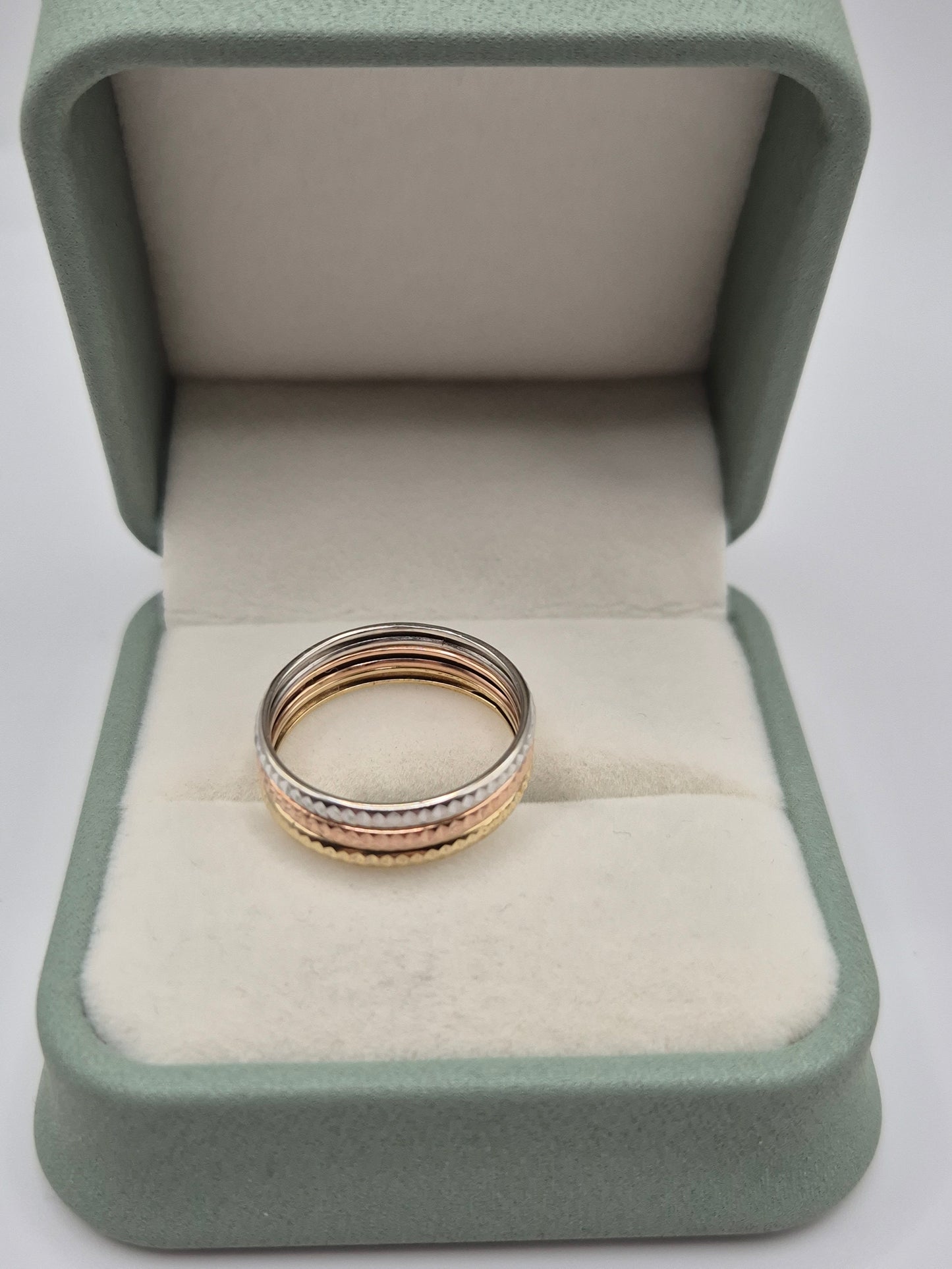 9ct tri gold stacking ring