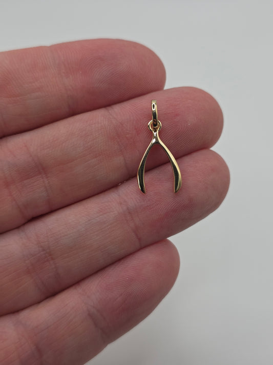 9ct gold wishbone charm
