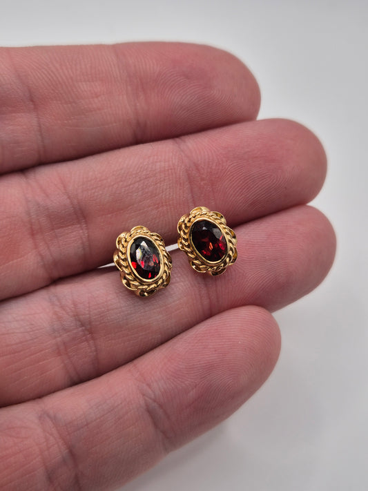 9ct gold garnet earrings