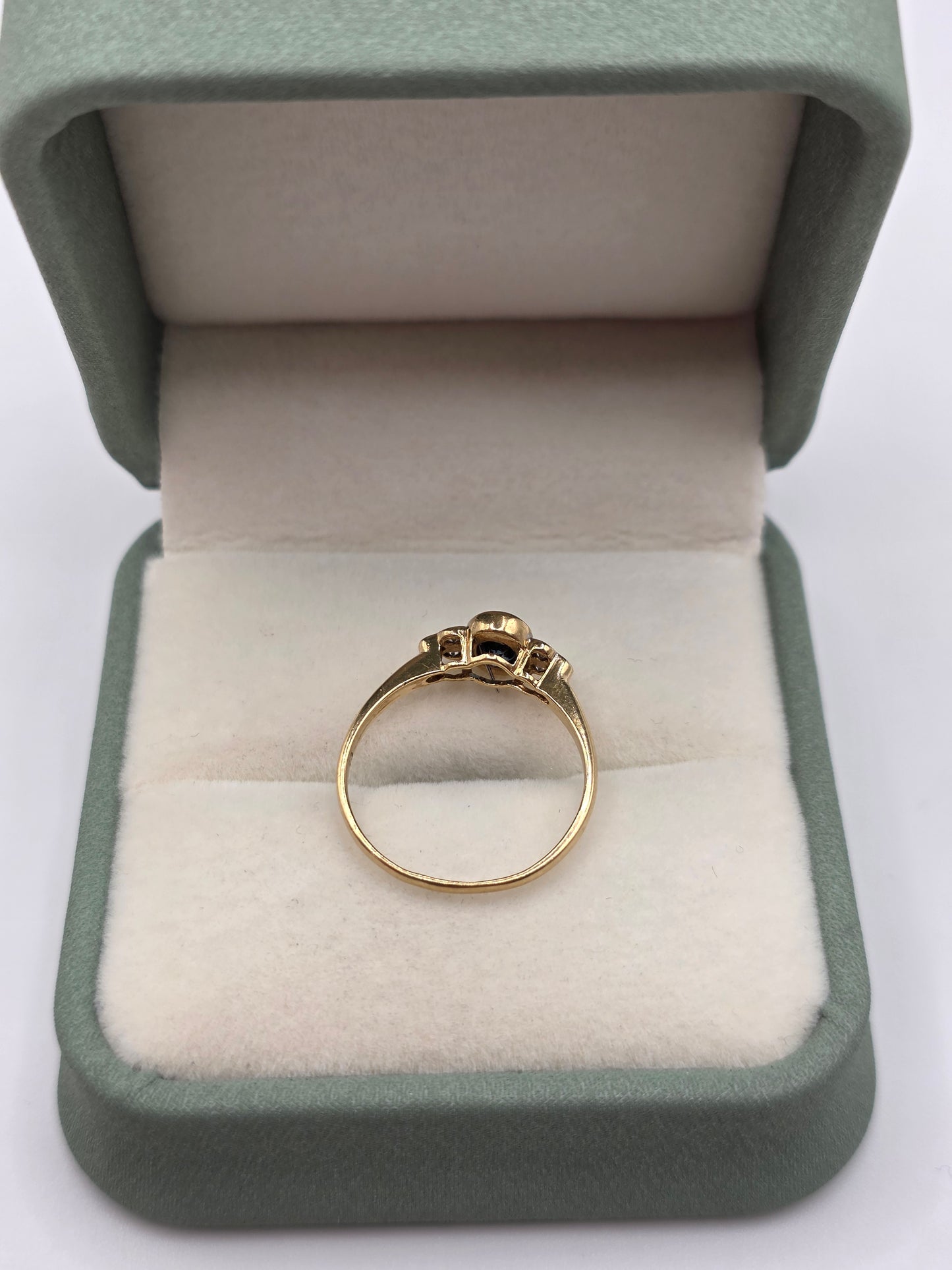 9ct gold topaz and zircon ring