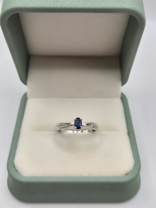 9ct white gold sapphire and diamond ring