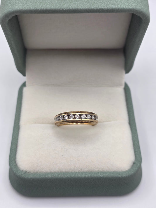 9ct gold diamond ring