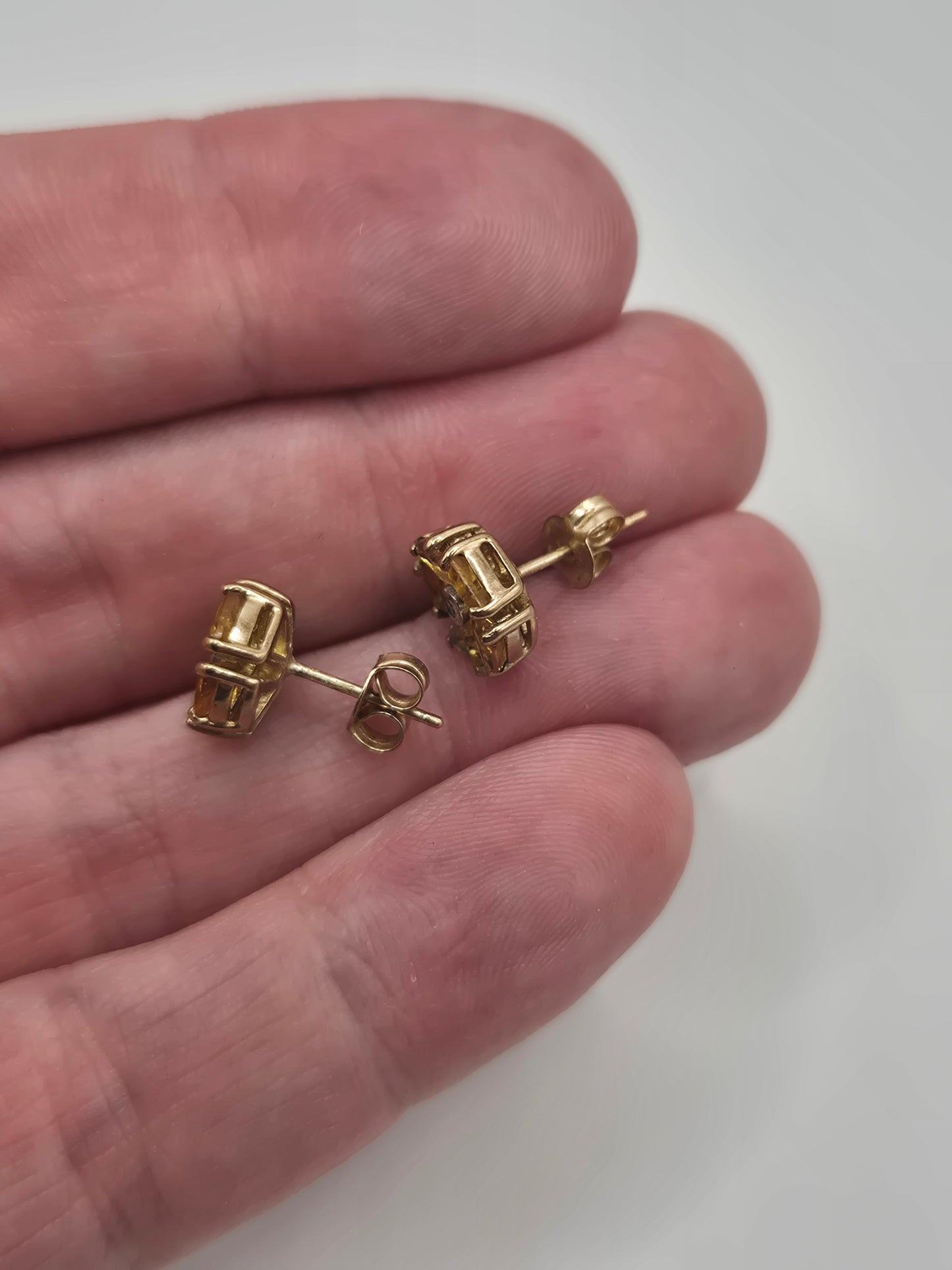 9ct gold citrine and diamond  earrings