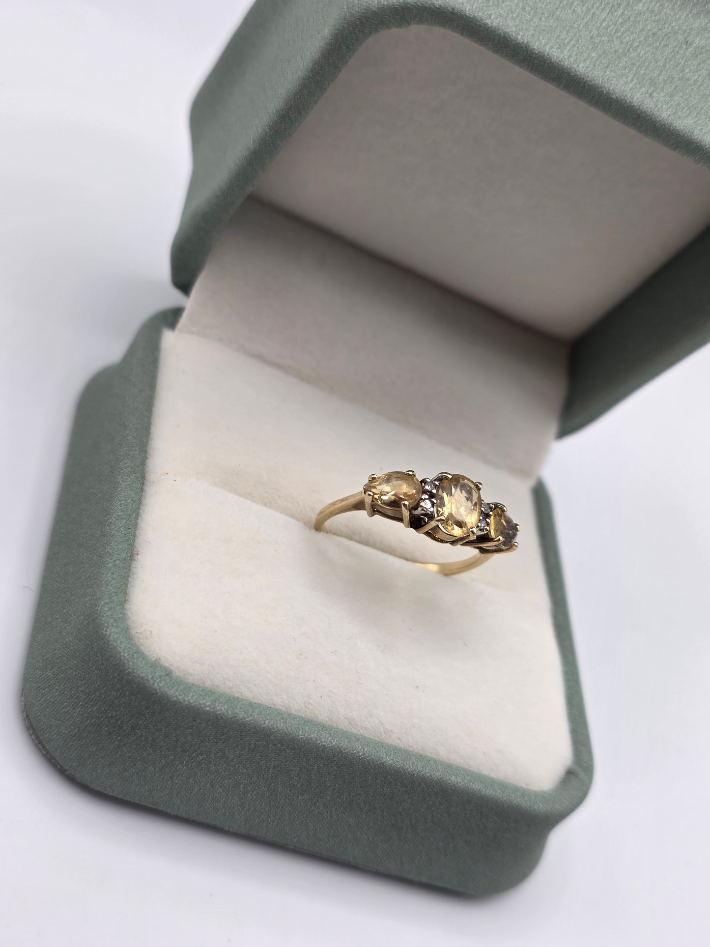 9ct gold citrine and diamond ring